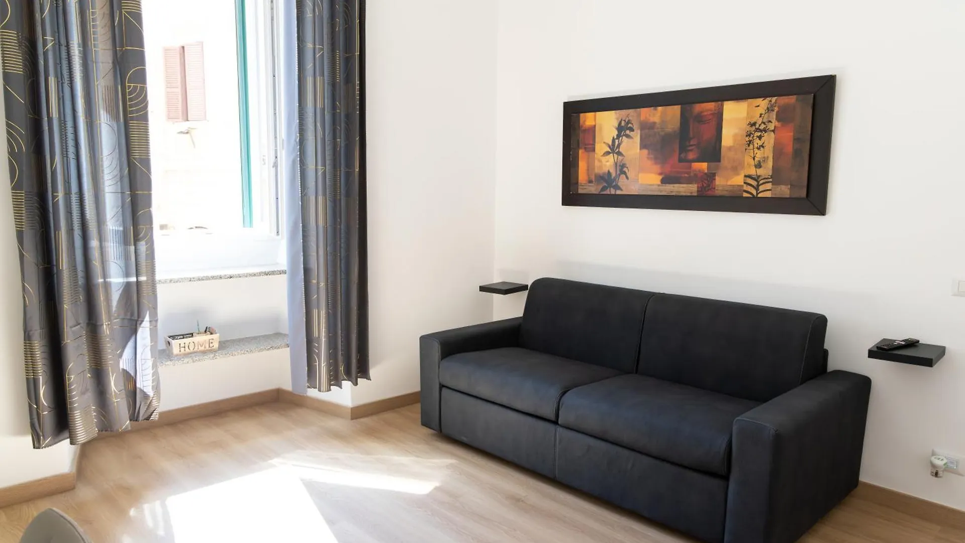 Mh Luxury Suite Pantheon Rome 0*,  Italy